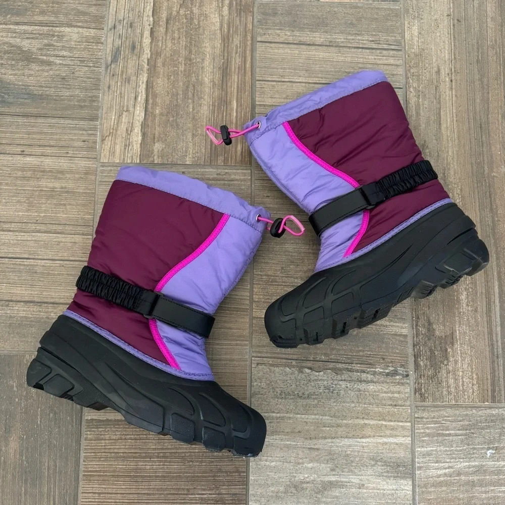 SOREL YOUTH FLURRY GIRLS’ SNOW BOOT size 7.